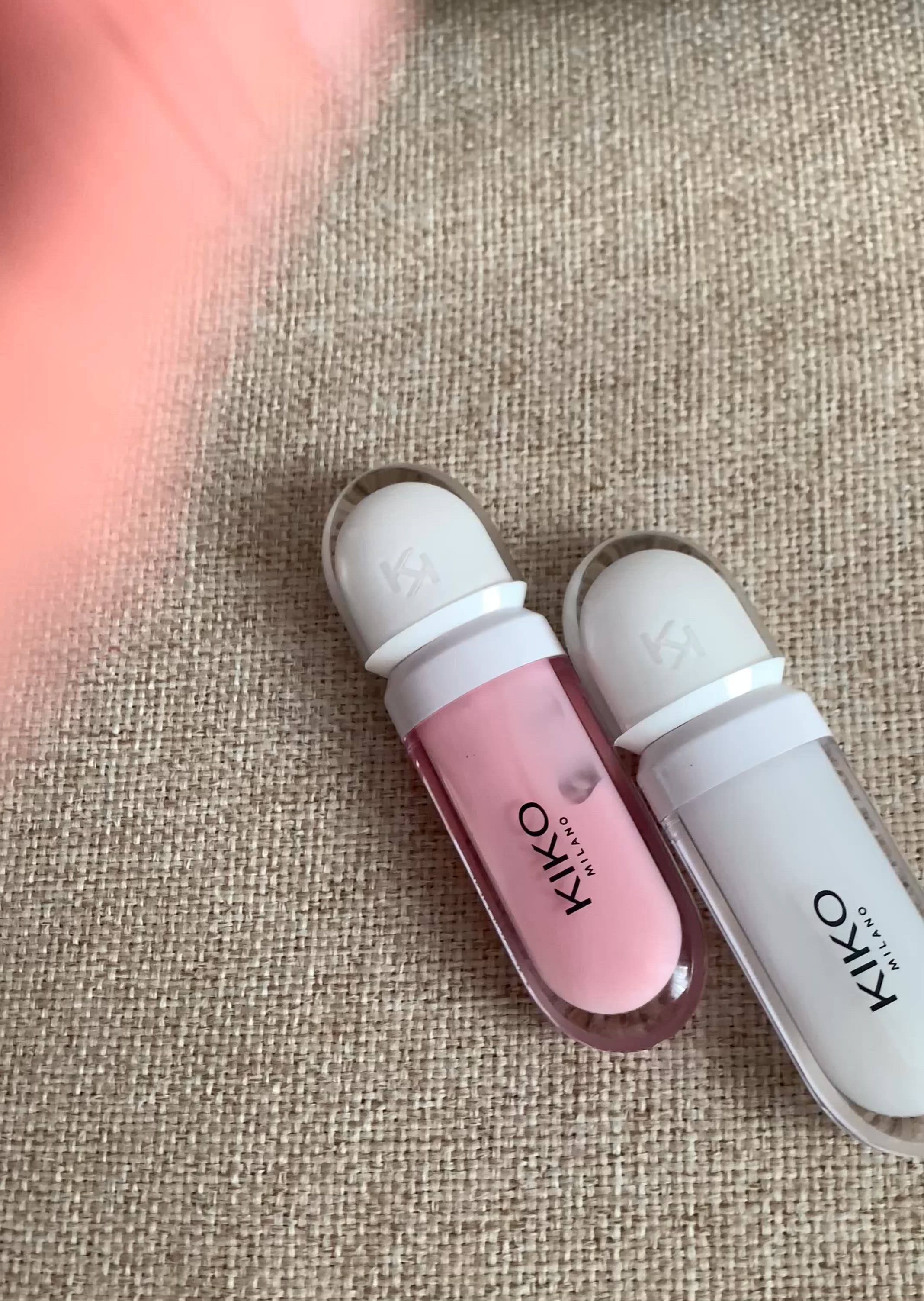 Порівняємо два відтінки: Kiko Lip Volume: 01 Tutu Rose VS 02 Transparent