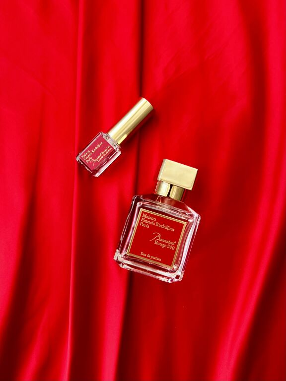 Легендарна Baccarat Rouge 540 Eau de Parfum та Baccarat Rouge 540 Extrait de Parfum