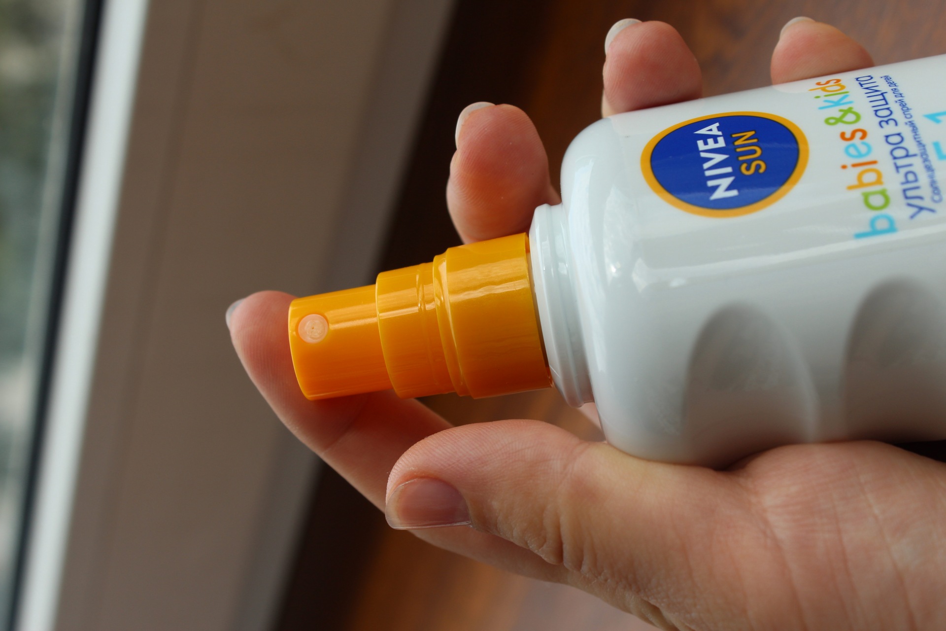 Дитячий сонцезахисний спрей SPF 50+ NIVEA SUN Babies&Kids Sensitive Protect 5in1