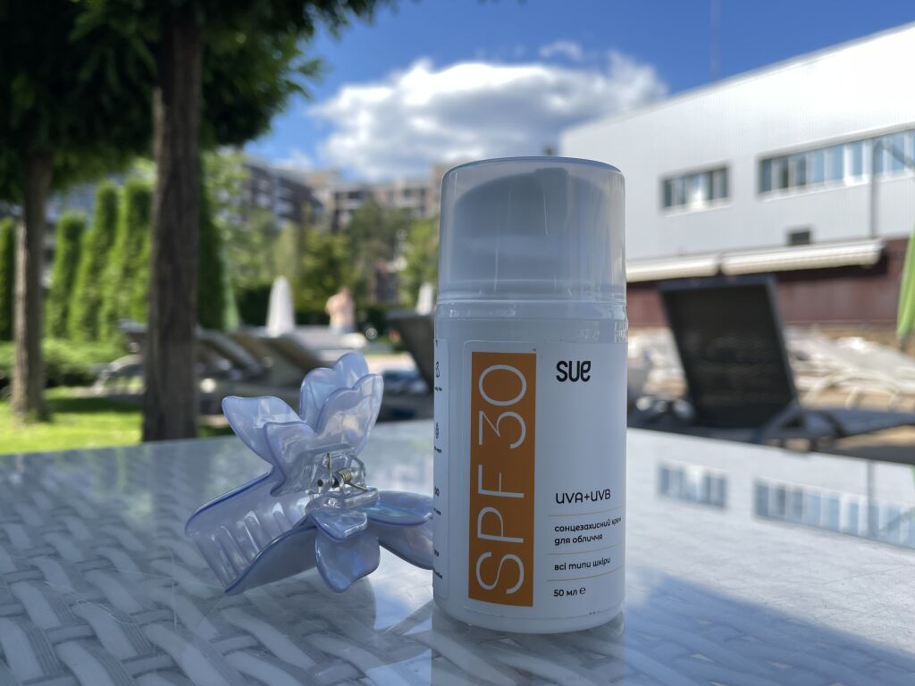 SUE | Сонцезахисний крем для обличчя з SPF 30