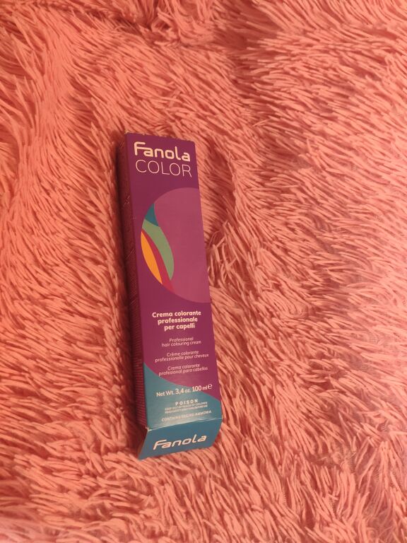 Фарба для волосся від Fanola