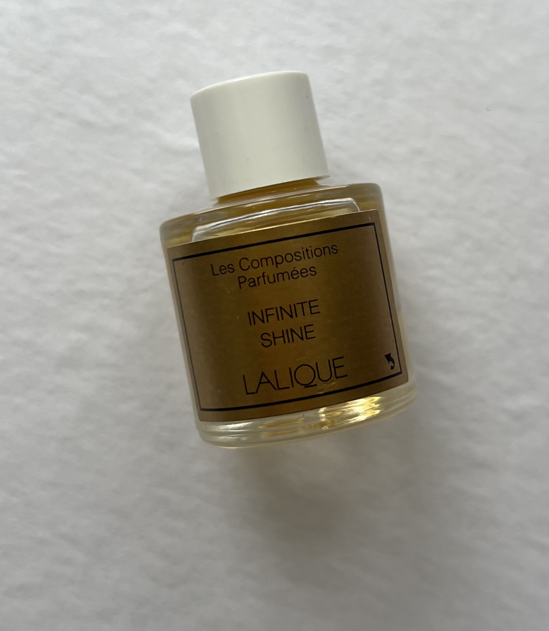 Lalique “Les Compositions Parfumées Infinite Shine”