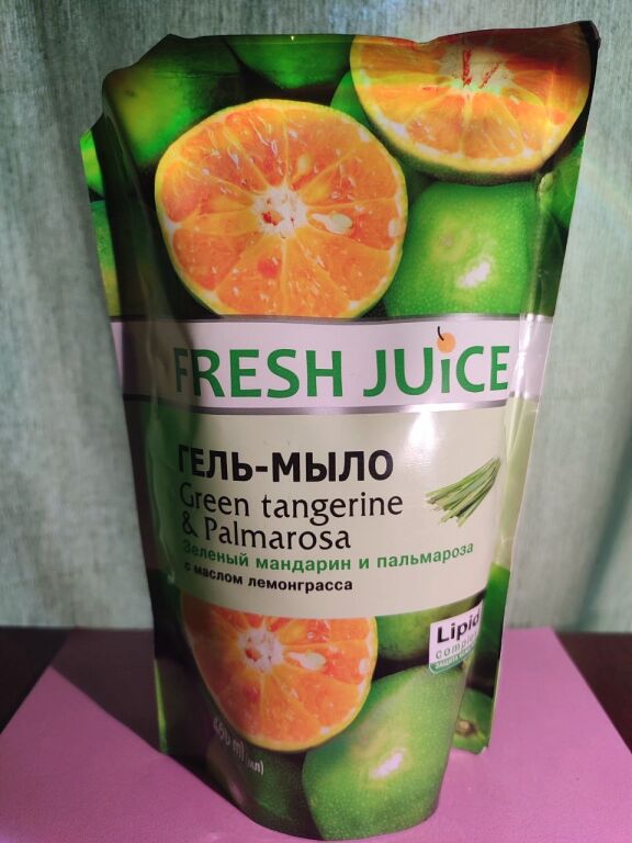Крем-мило Fresh Juice "Зелений мандарин та пальмароза" 🍊🌿