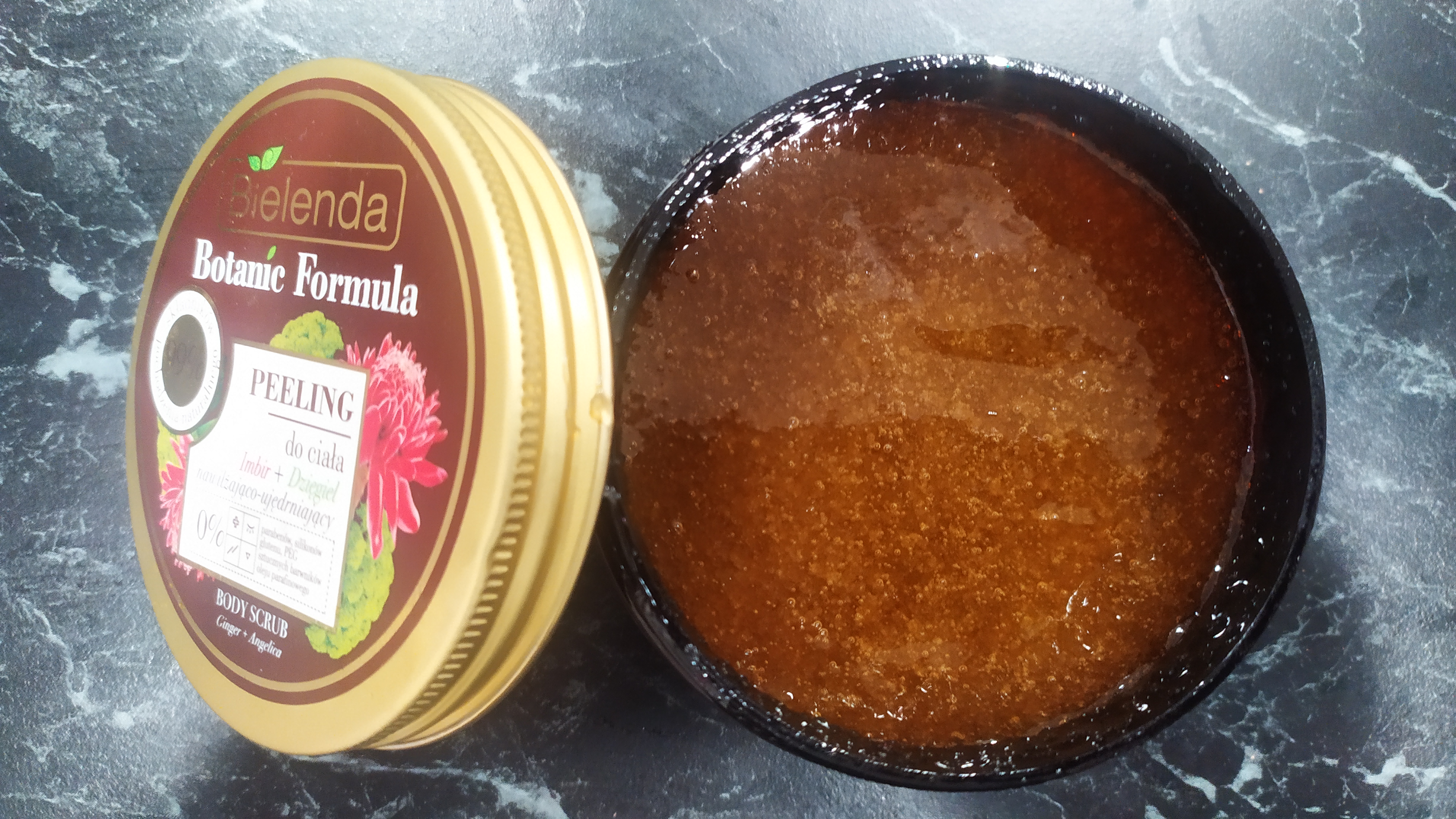 Скраб для тіла Bielenda Botanic Body Scrub Ginger & Angel