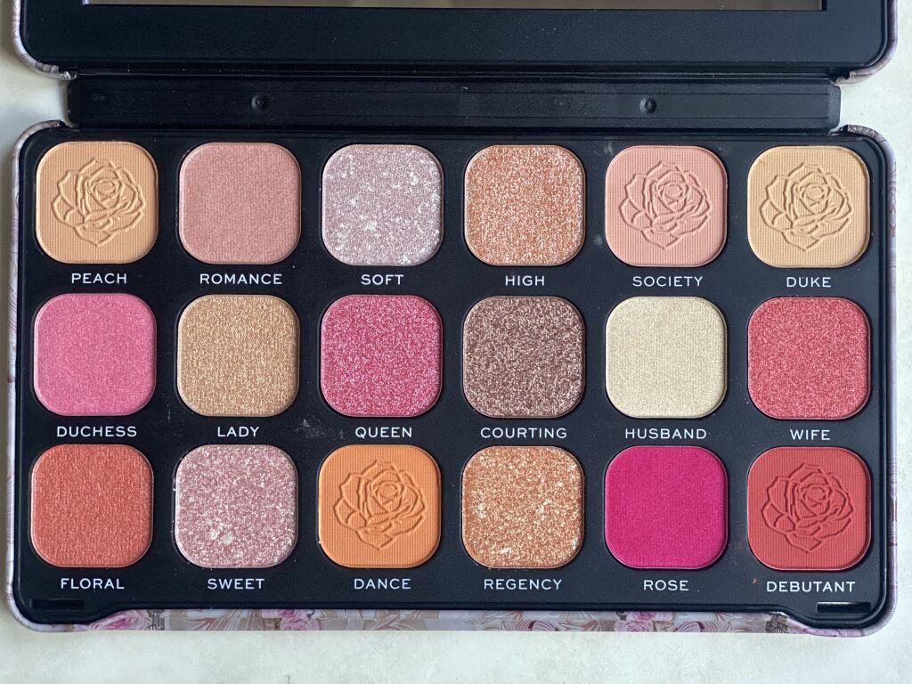 Forever Flawless Regal Romance Shadow Palette