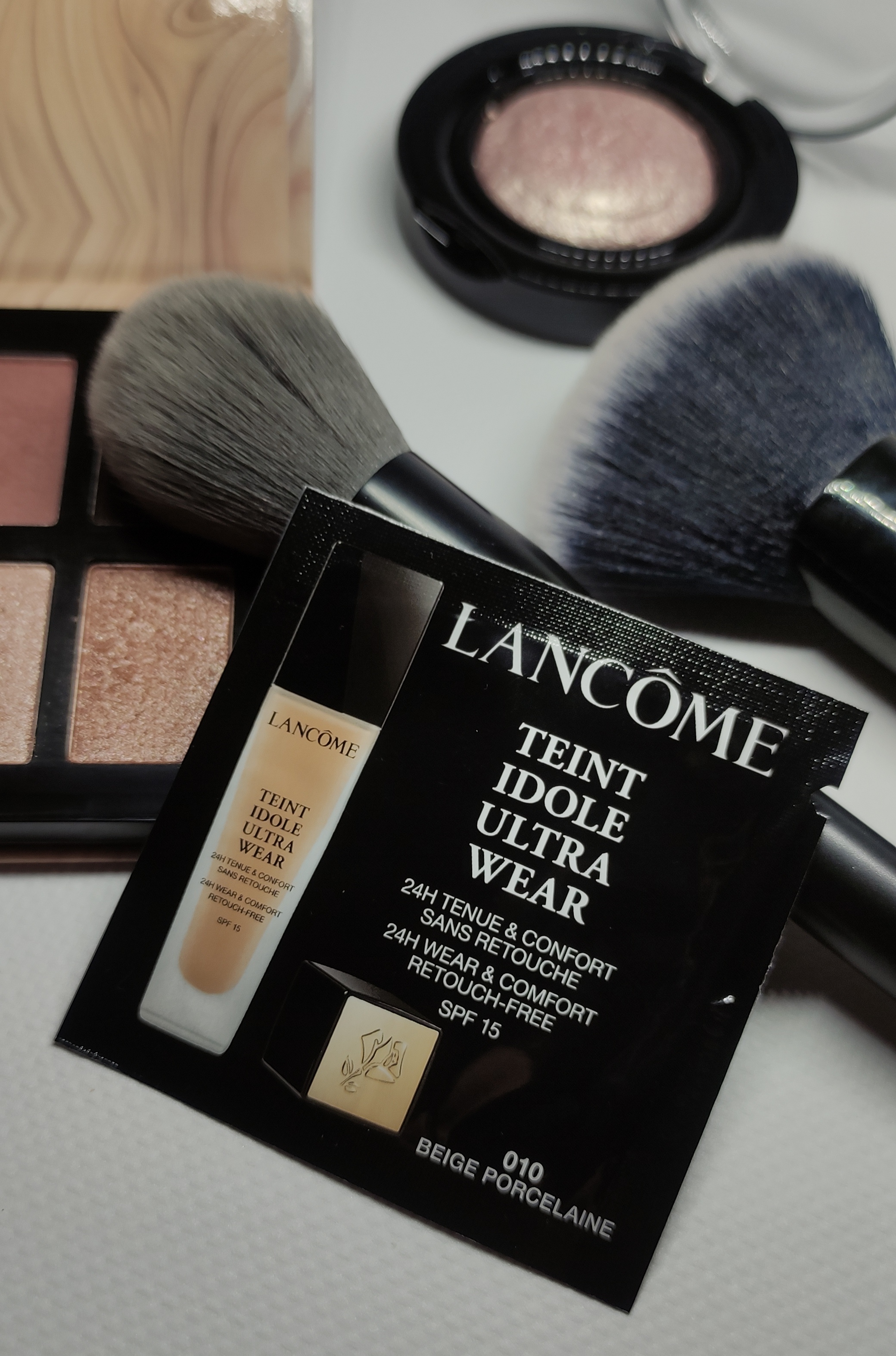 Lancome Teint Ultra Wear SPF15