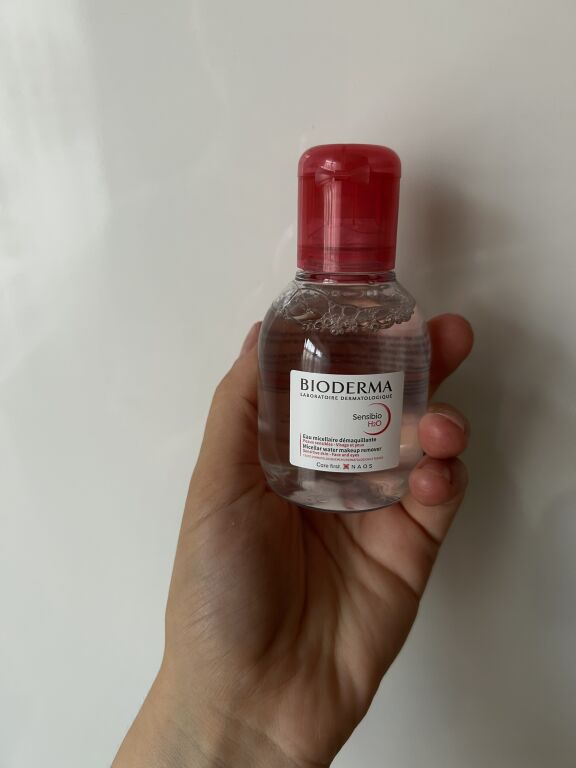 Легендарна міцелярка Bioderma